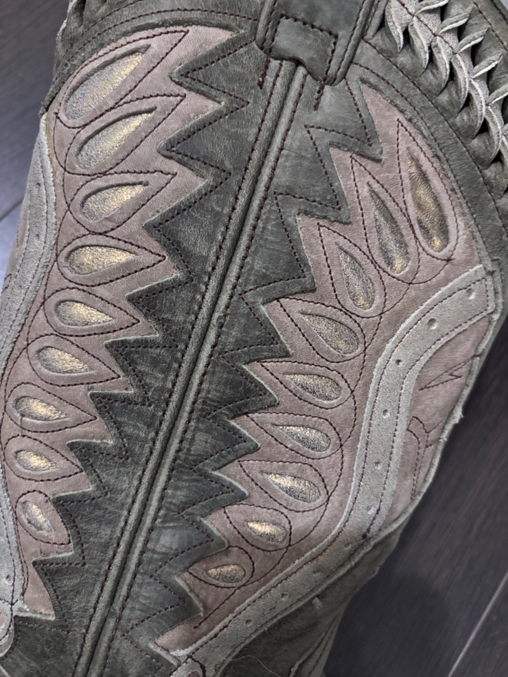 Cowboy boots - Picture 4 of 5